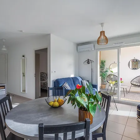 Nouvelles Terres E4 By Interhome *